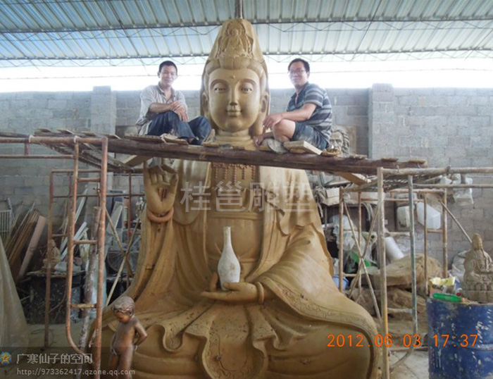 桂林菩萨雕塑