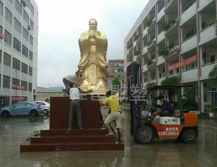 钦州景观人物雕像